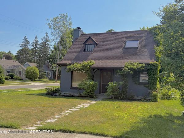 950 Westlawn Avenue, East Lansing, MI 48823