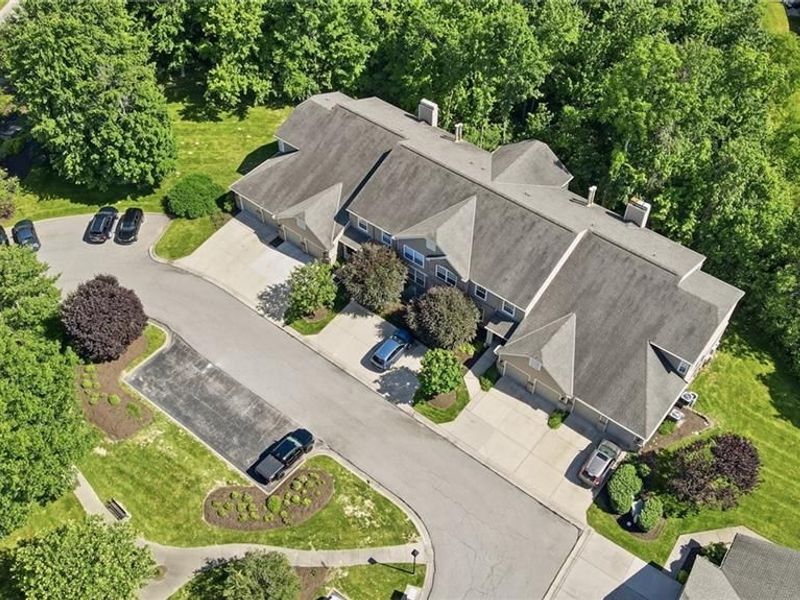 6110 Oakbridge Way, Unit 201, Miami Township, OH 45150 Photo 2
