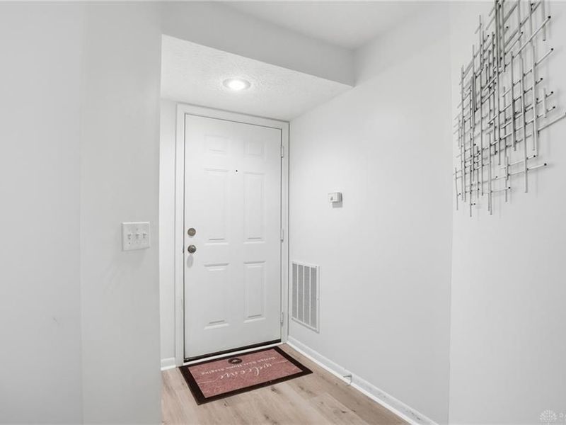 6110 Oakbridge Way, Unit 201, Miami Township, OH 45150 Photo 8