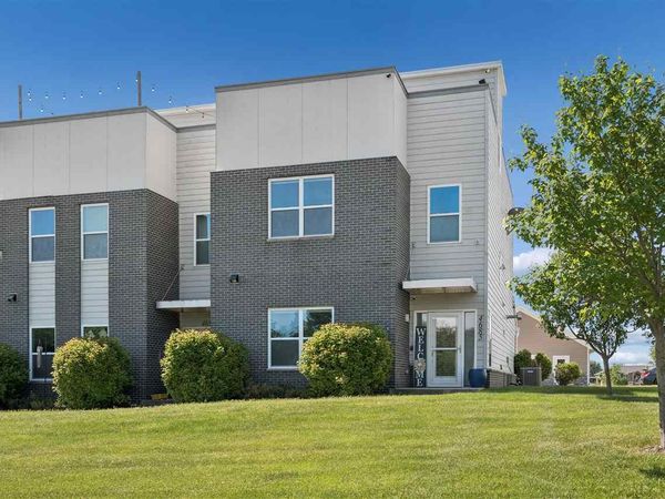 4685 Herbert Hoover Hwy, Iowa City, IA 52240