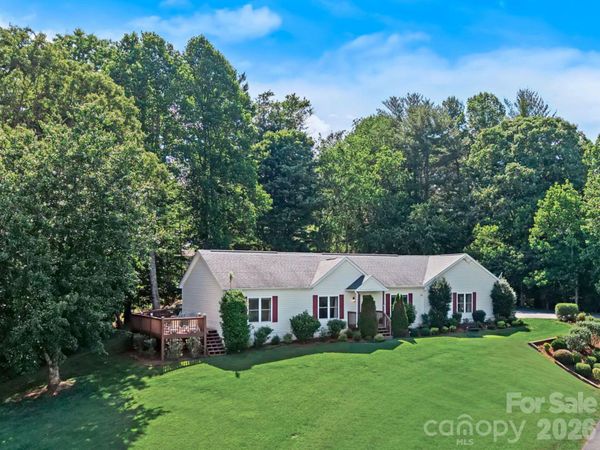 56 Gudger Road, Leicester, NC 28748