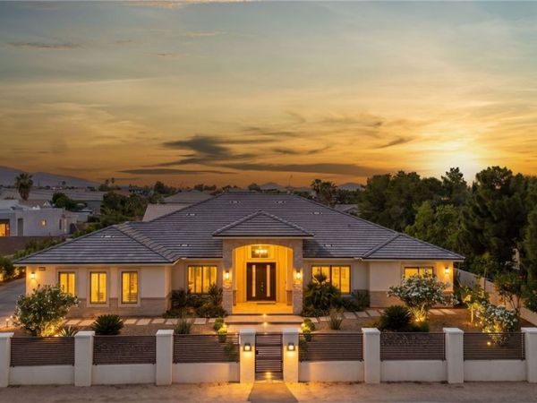 3041 E Serene Avenue, Henderson, NV 89074
