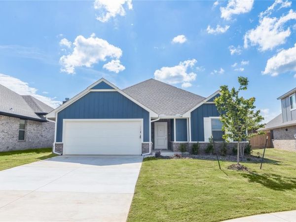 913 Westfall Drive, Choctaw, OK 73020