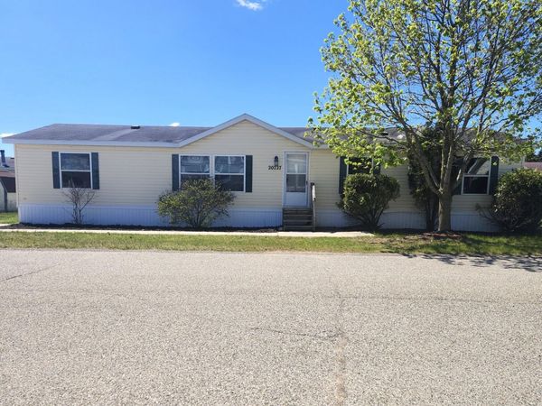 20727 Kalamazoo Road, Unit 37, Big Rapids, MI 49307