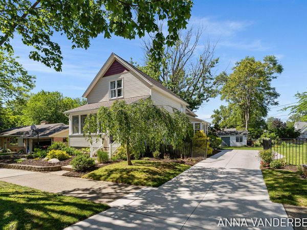 31 W 28th Street, Holland, MI 49423