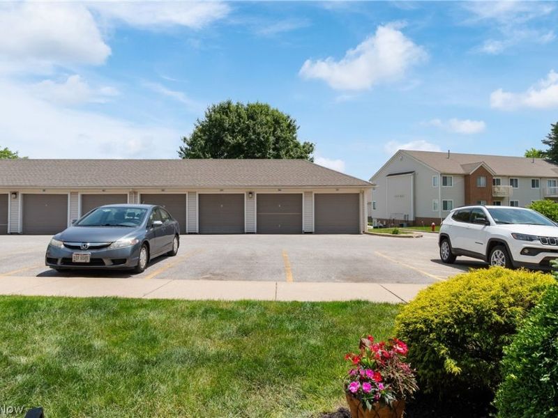 1456 Buckingham Gate A Boulevard, Cuyahoga Falls, OH 44221 Photo 29