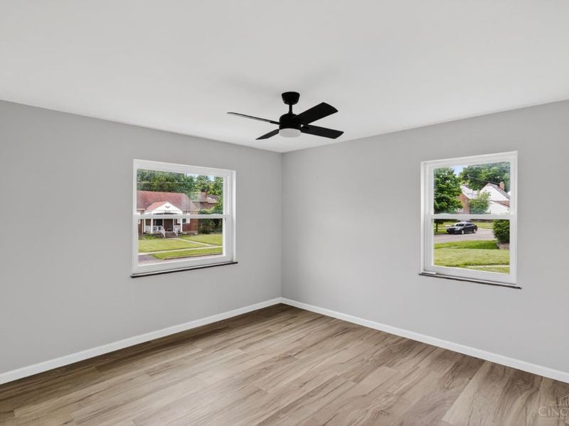 5544 Raceview Avenue, Green Township, OH 45248 Photo 18