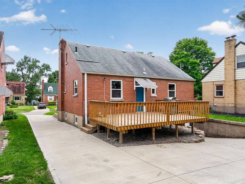 5544 Raceview Avenue, Green Township, OH 45248 Photo 40