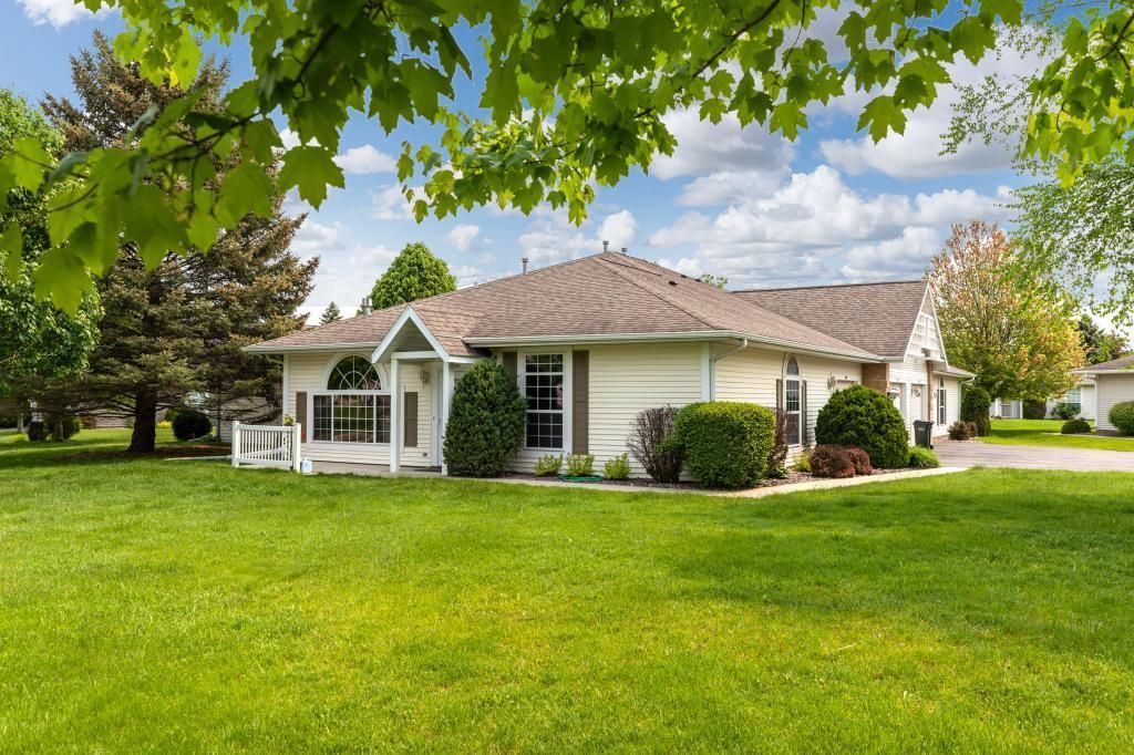 1920 Waterford Place SW, Rochester, MN 55902