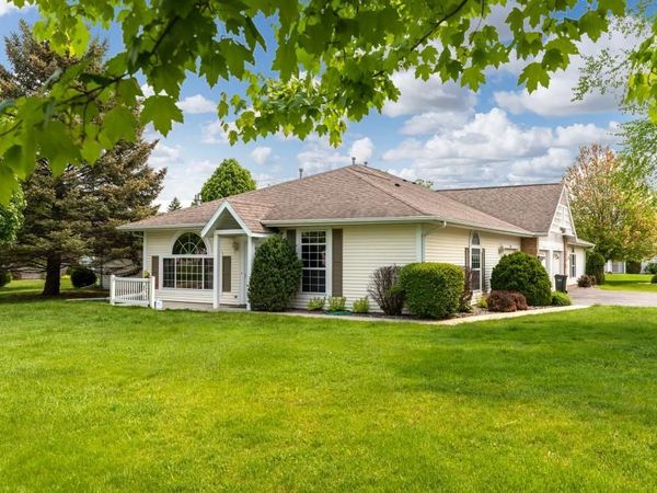 1920 Waterford Place SW, Rochester, MN 55902