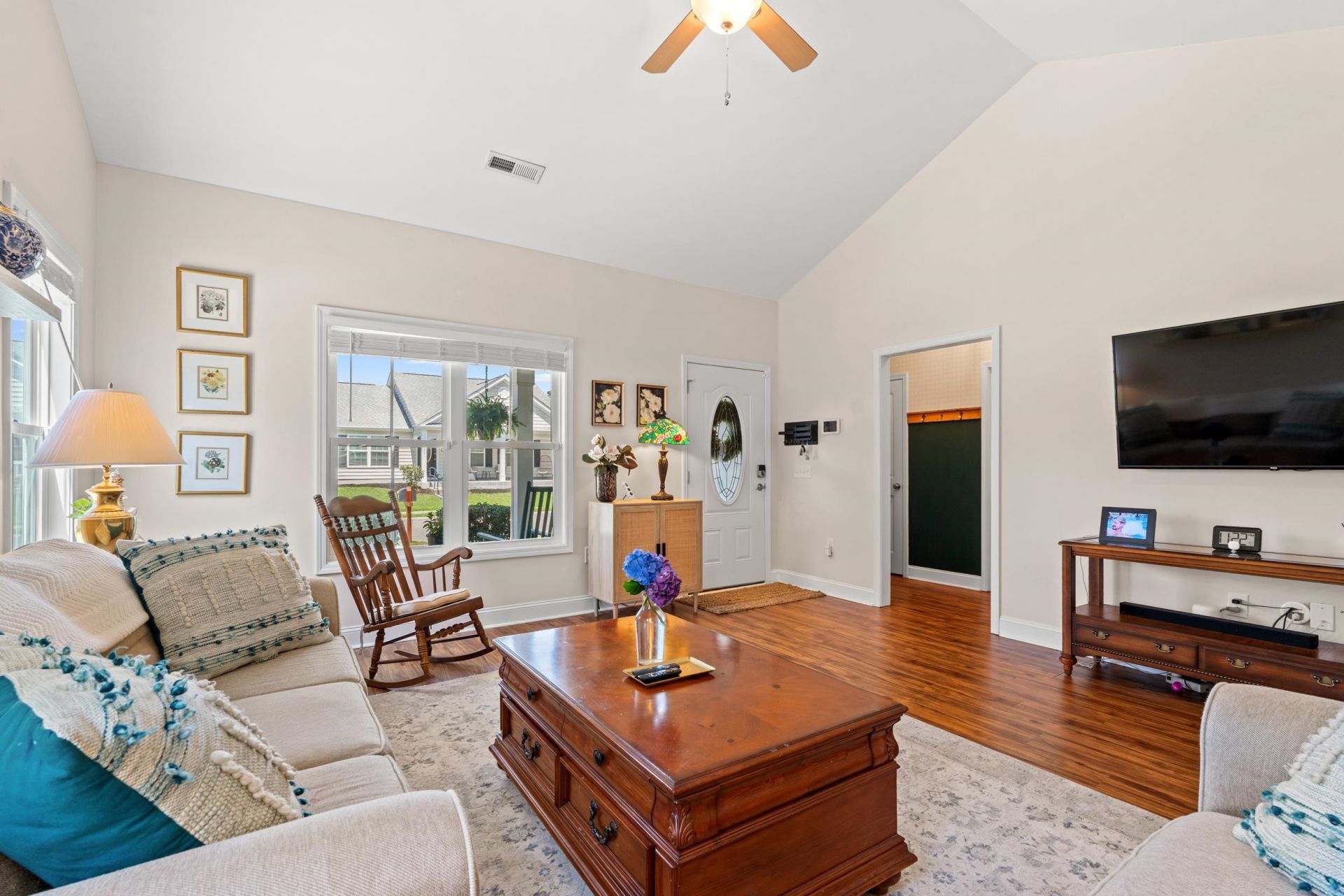 1538 Stilley Circle Photo 4