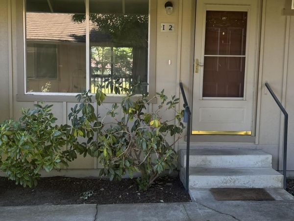 300 Shafer Lane, Unit I-2, Jacksonville, OR 97530