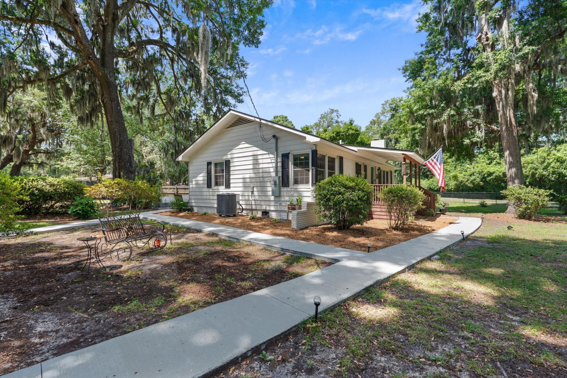 2420 Pine Court Photo 28