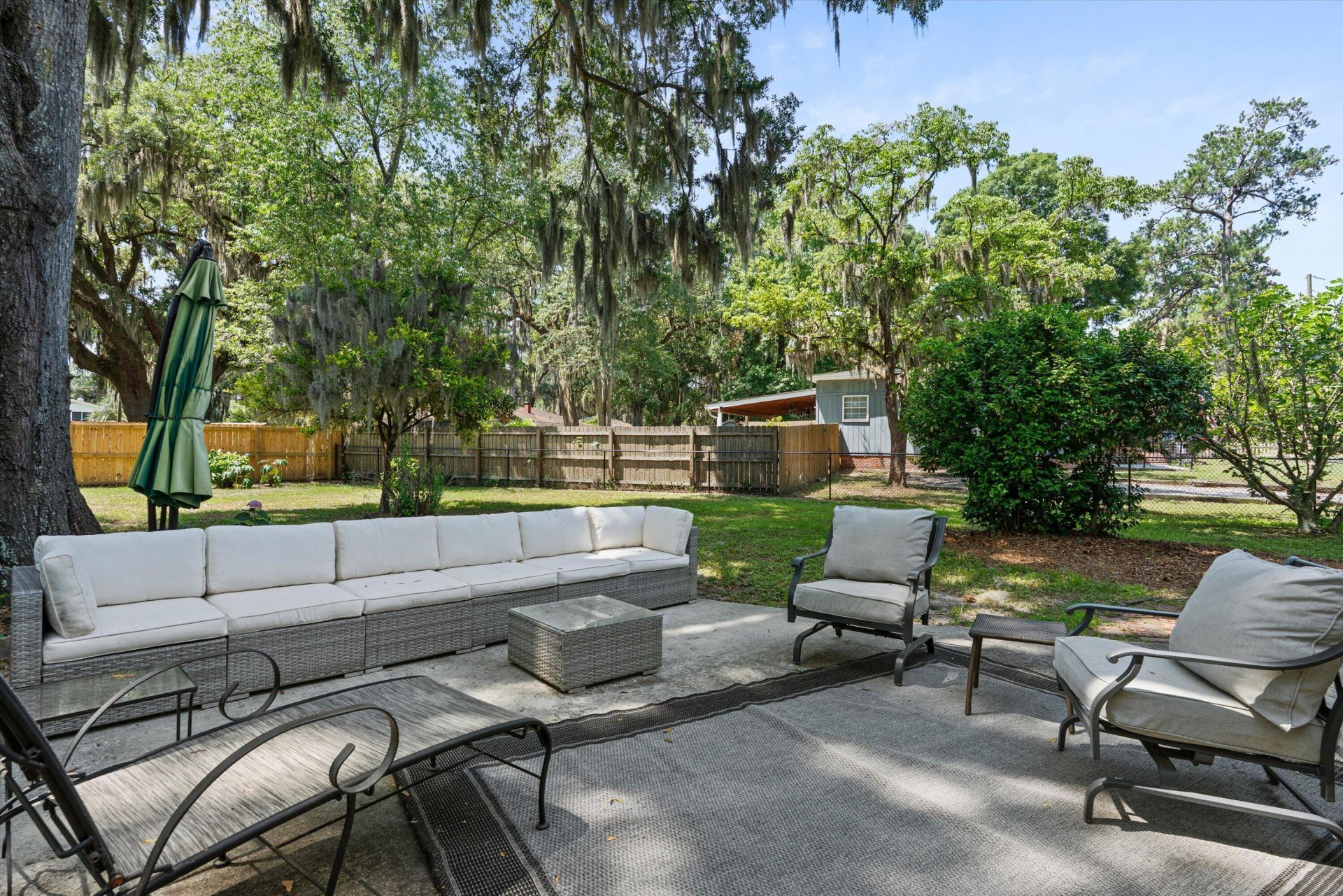 2420 Pine Court Photo 29