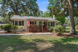 2420 Pine Court photo 4