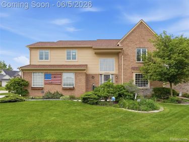 42447 Sheridan Drive, Clinton Twp, MI 48038