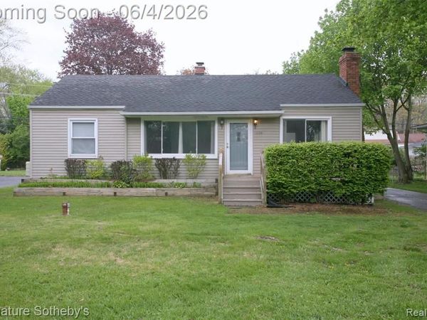 6038 S Main Street, Independence Twp, MI 48346