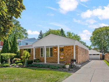 5066 Elmhurst Avenue , Royal Oak, MI 48073