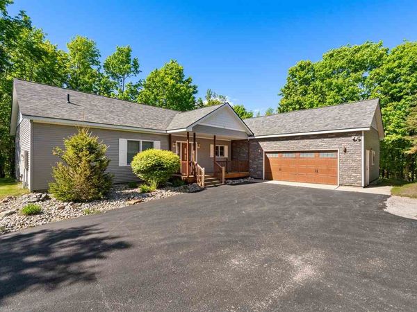316 Foster's Woods, Petoskey, MI 49770