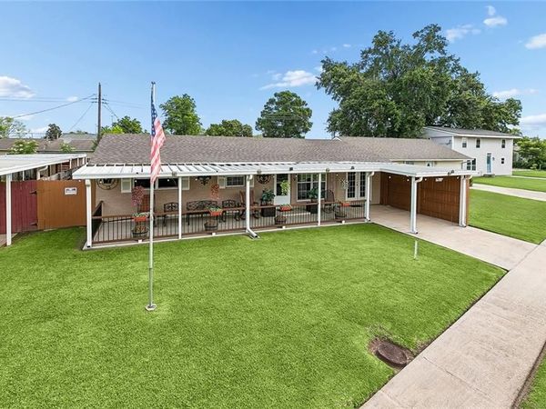 152 FELICIA Drive , Avondale, LA 70094