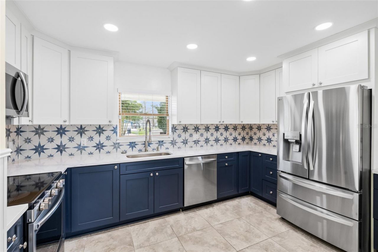 5541 Bayou Grande Boulevard Ne, Saint Petersburg, FL 33703 Photo
