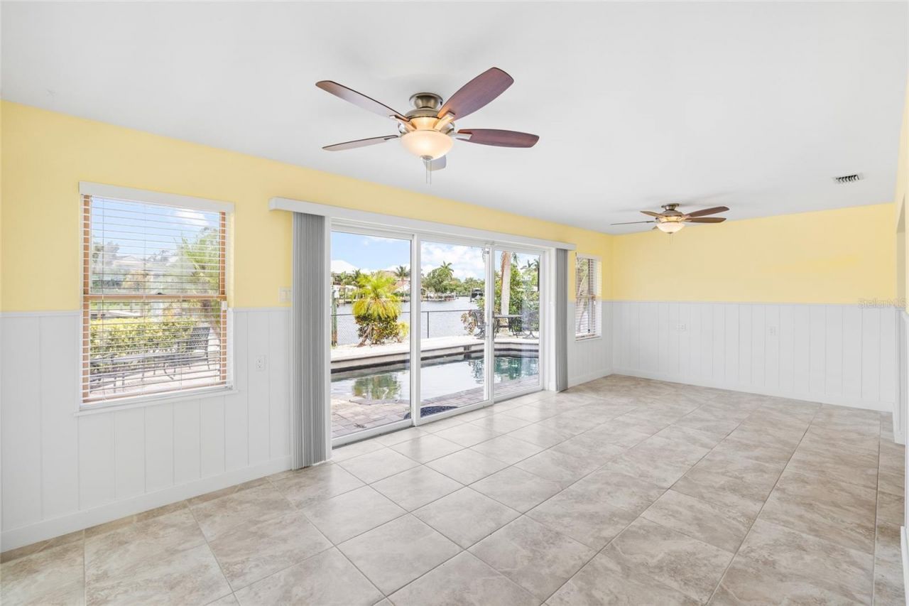 5541 Bayou Grande Boulevard Ne, Saint Petersburg, FL 33703 Photo
