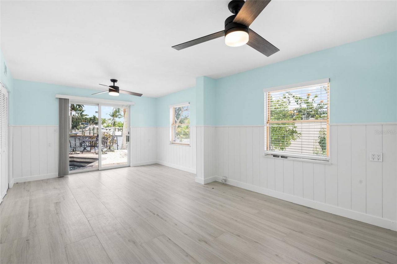 5541 Bayou Grande Boulevard Ne, Saint Petersburg, FL 33703 Photo