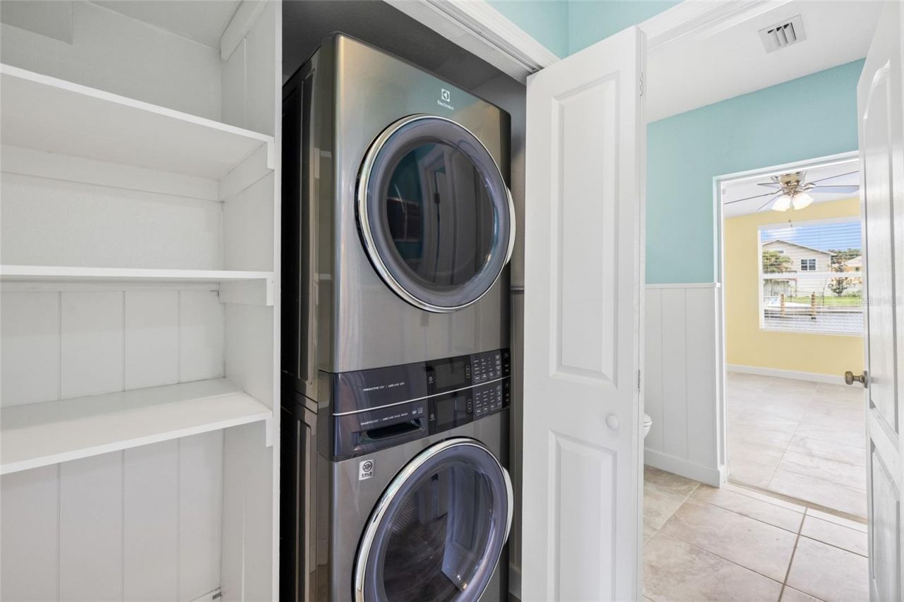 5541 Bayou Grande Boulevard Ne, Saint Petersburg, FL 33703 Photo