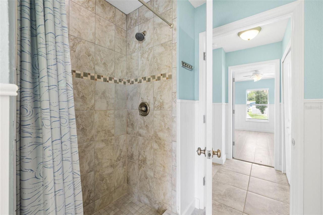 5541 Bayou Grande Boulevard Ne, Saint Petersburg, FL 33703 Photo