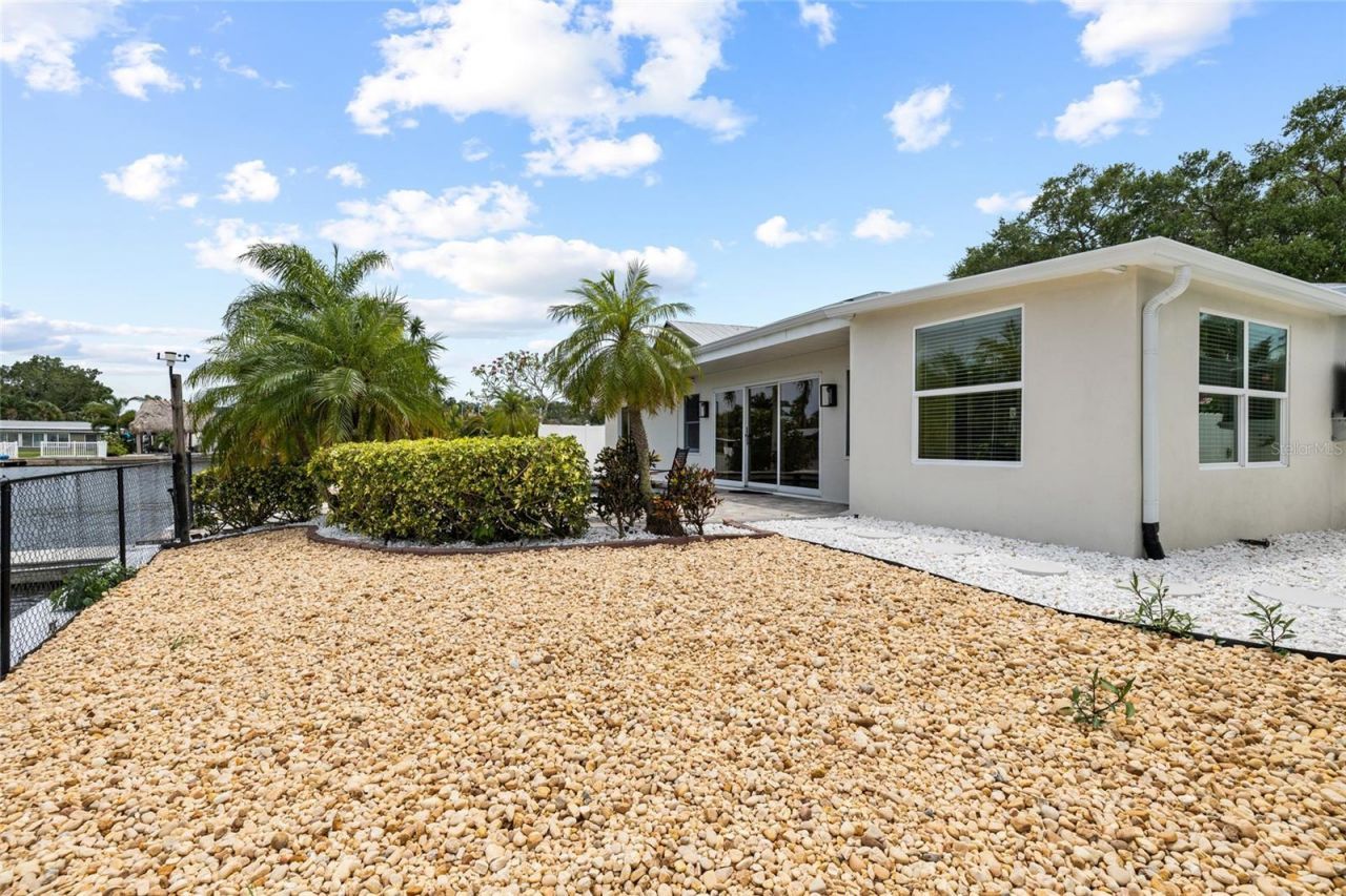 5541 Bayou Grande Boulevard Ne, Saint Petersburg, FL 33703 Photo