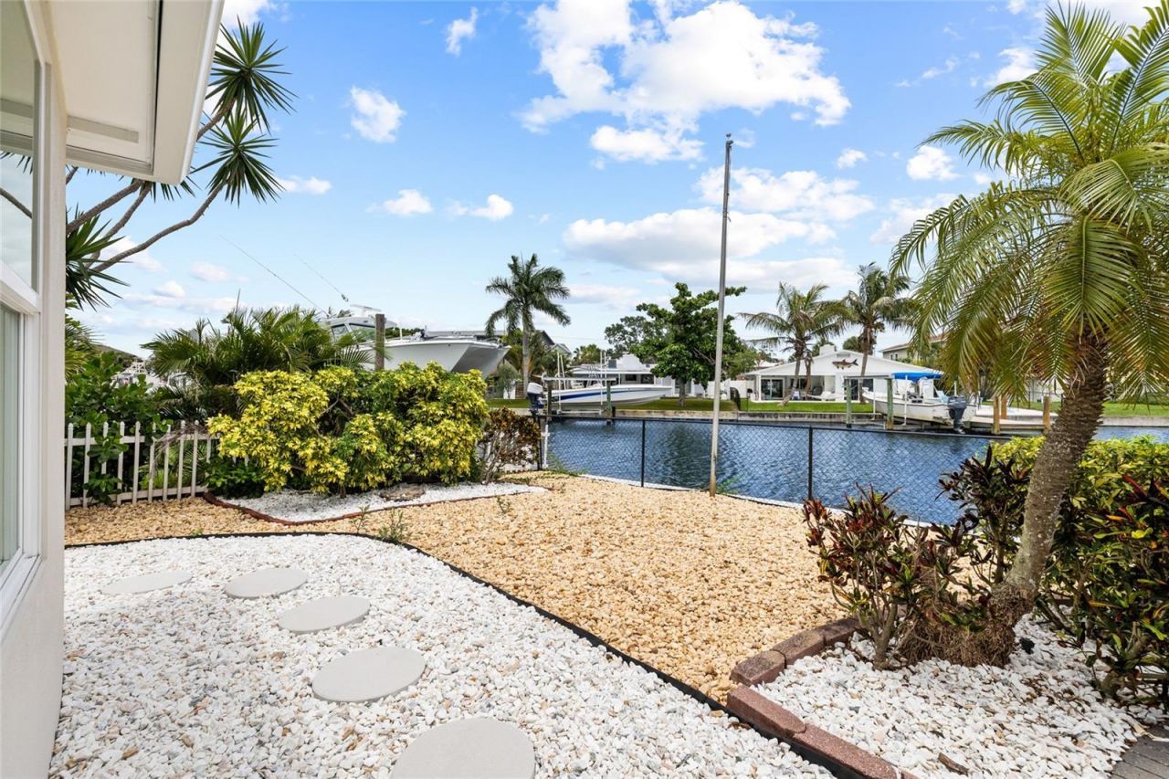 5541 Bayou Grande Boulevard Ne, Saint Petersburg, FL 33703 Photo