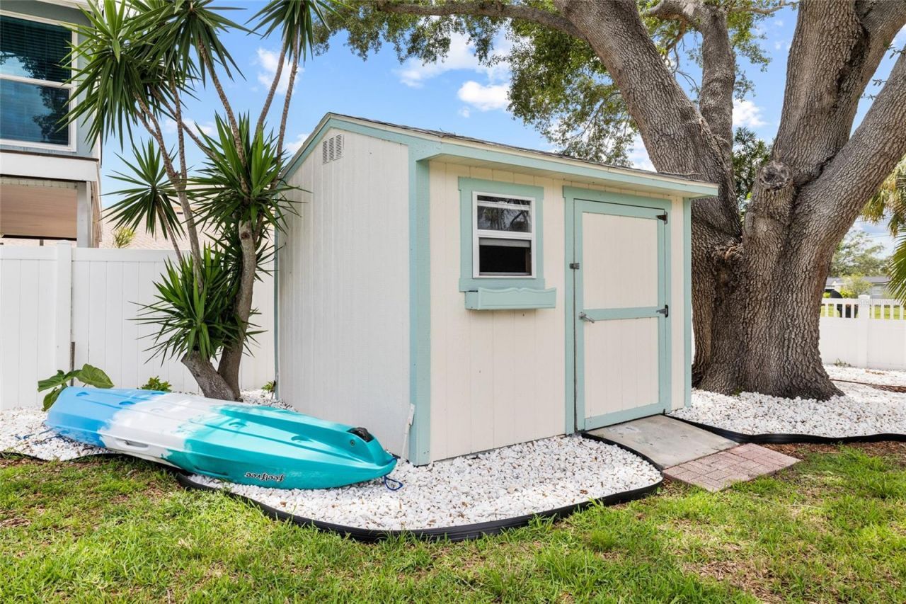 5541 Bayou Grande Boulevard Ne, Saint Petersburg, FL 33703 Photo