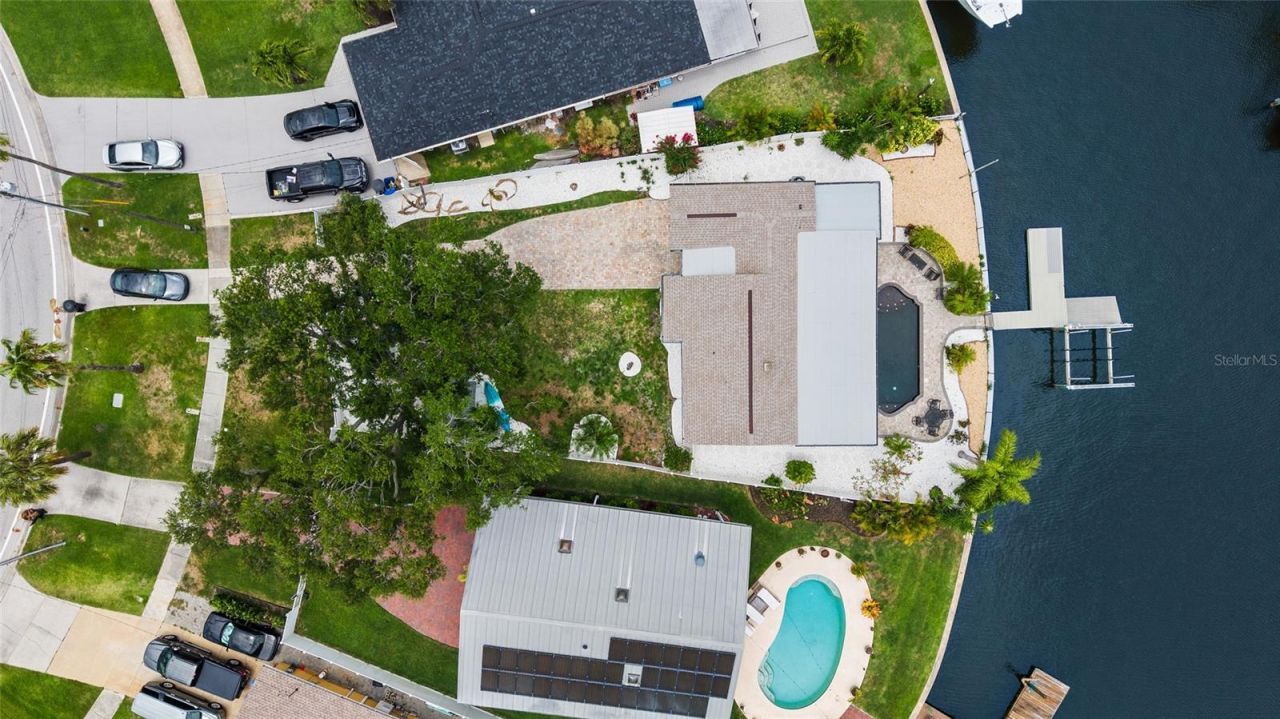 5541 Bayou Grande Boulevard Ne, Saint Petersburg, FL 33703 Photo