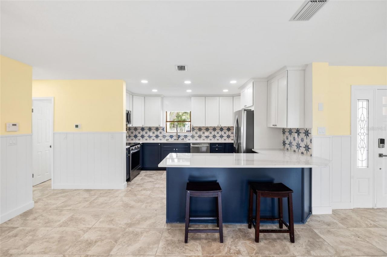 5541 Bayou Grande Boulevard Ne, Saint Petersburg, FL 33703 Photo