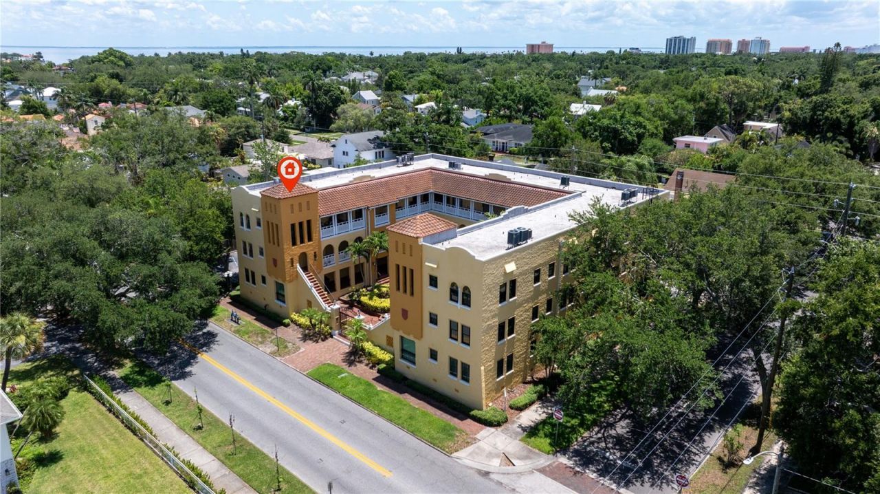 210 22nd Avenue Ne, Unit 6, Saint Petersburg, FL 33704 Photo