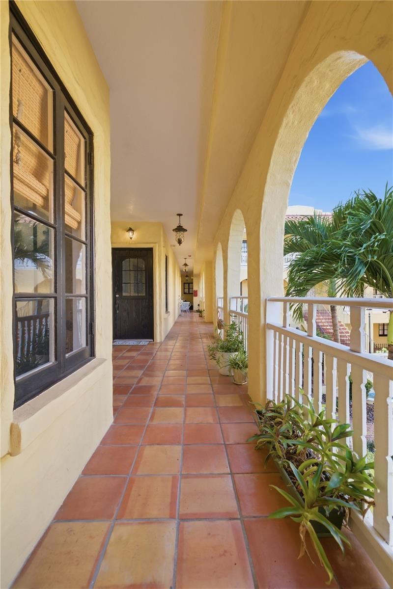 210 22nd Avenue Ne, Unit 6, Saint Petersburg, FL 33704 Photo