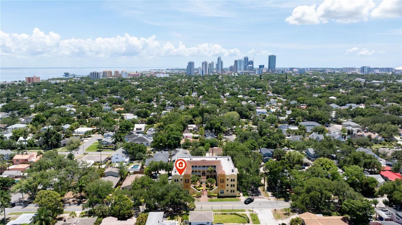 210 22nd Avenue Ne, Unit 6, Saint Petersburg, FL 33704 Photo