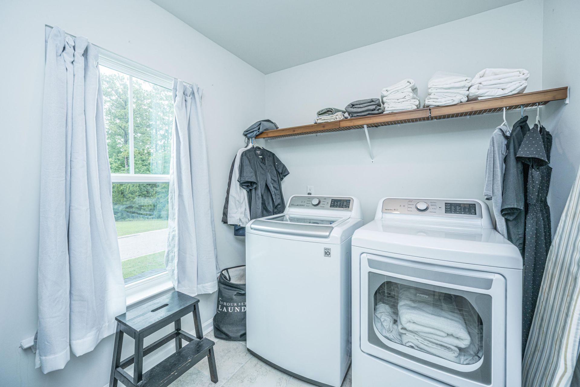 217 Squire Pope Road Photo 26