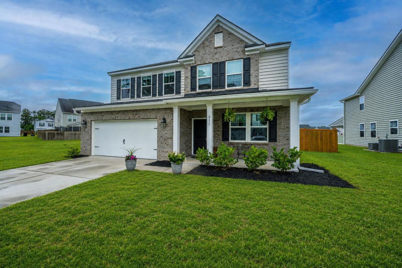 217 Squire Pope Road Photo 4