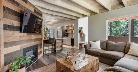 166 Holly Lane, Stateline, NV 89449 Photo