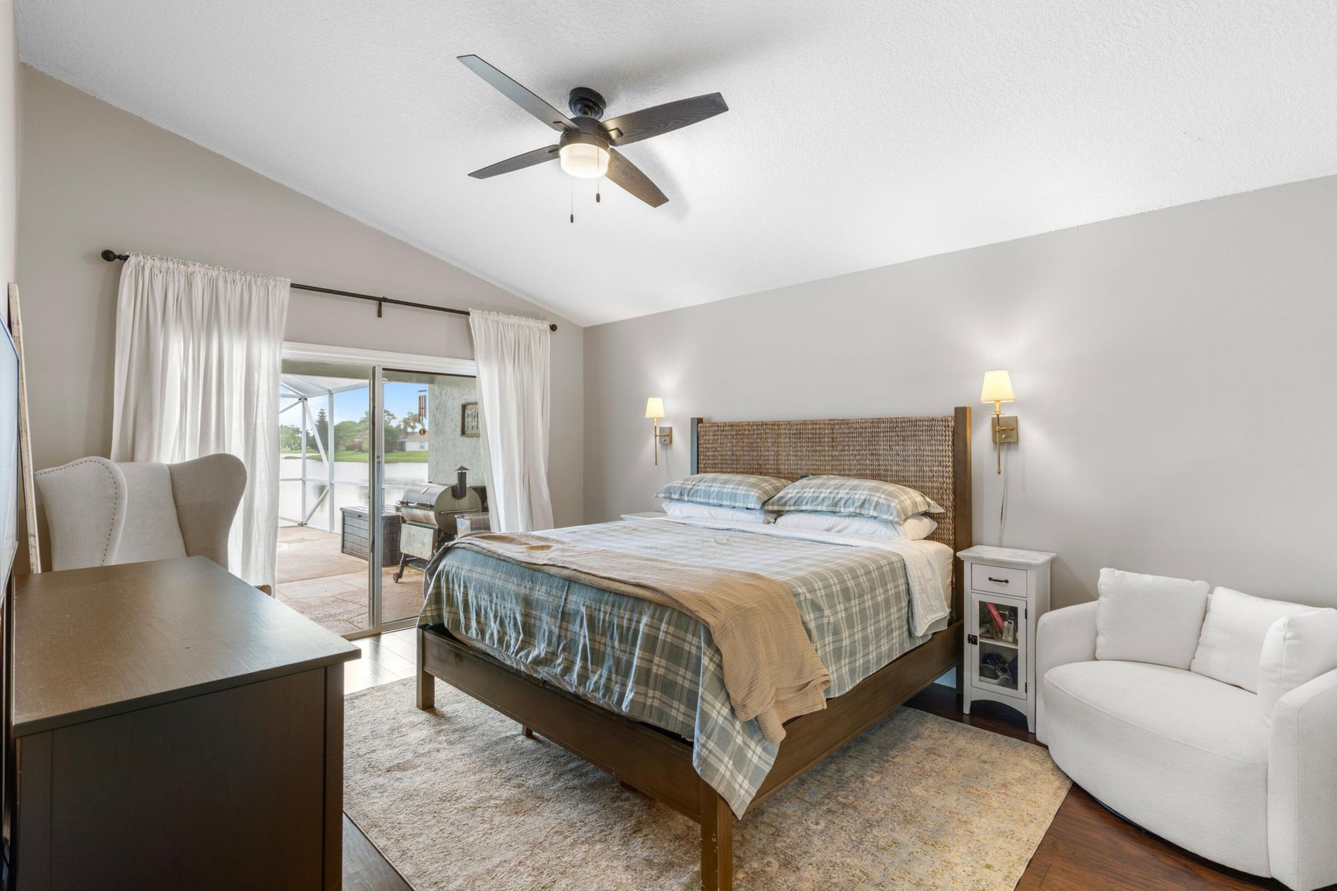 182 Saratoga Boulevard E, Royal Palm Beach, FL 33411 Photo