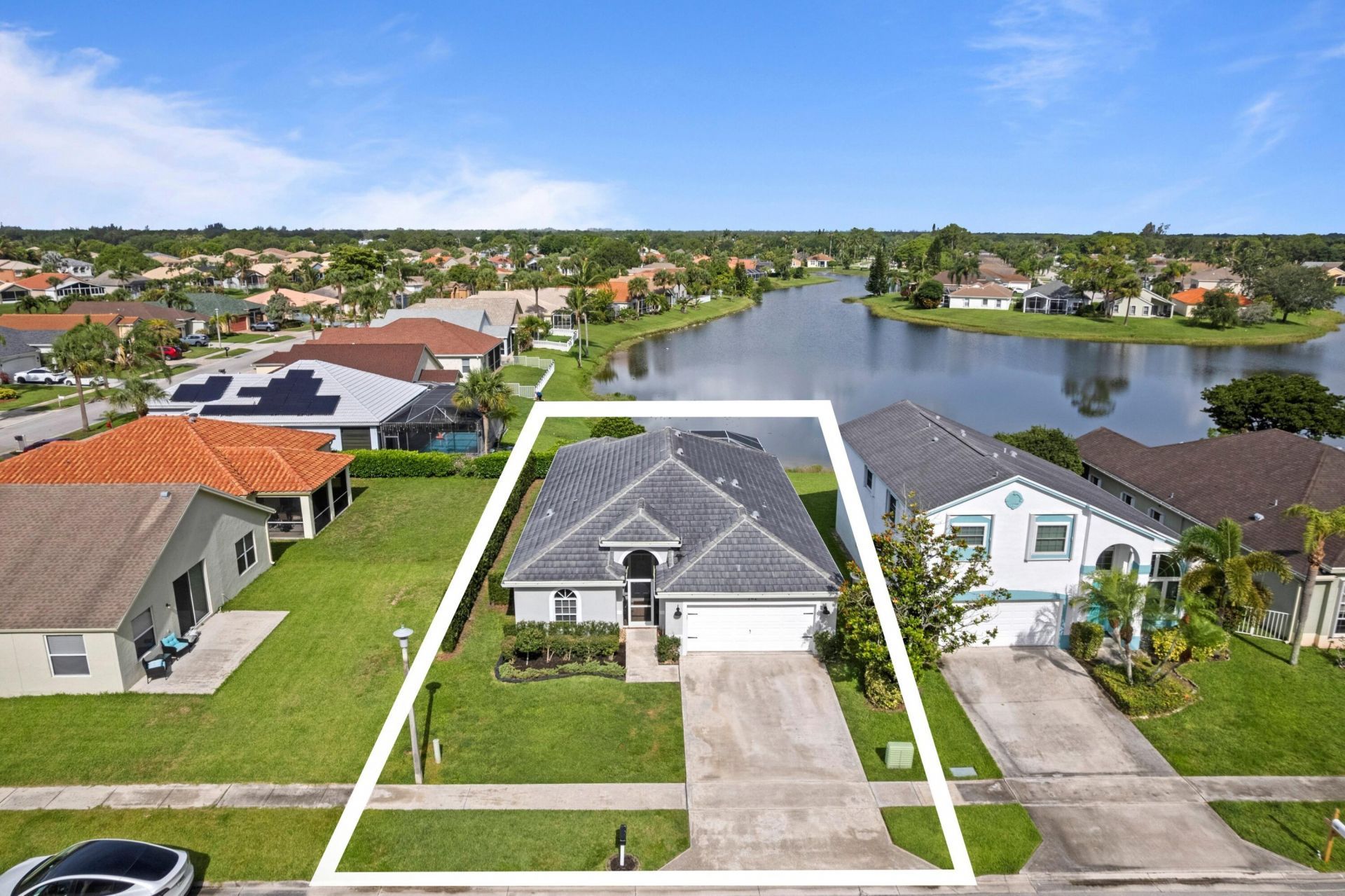 182 Saratoga Boulevard E, Royal Palm Beach, FL 33411 Photo
