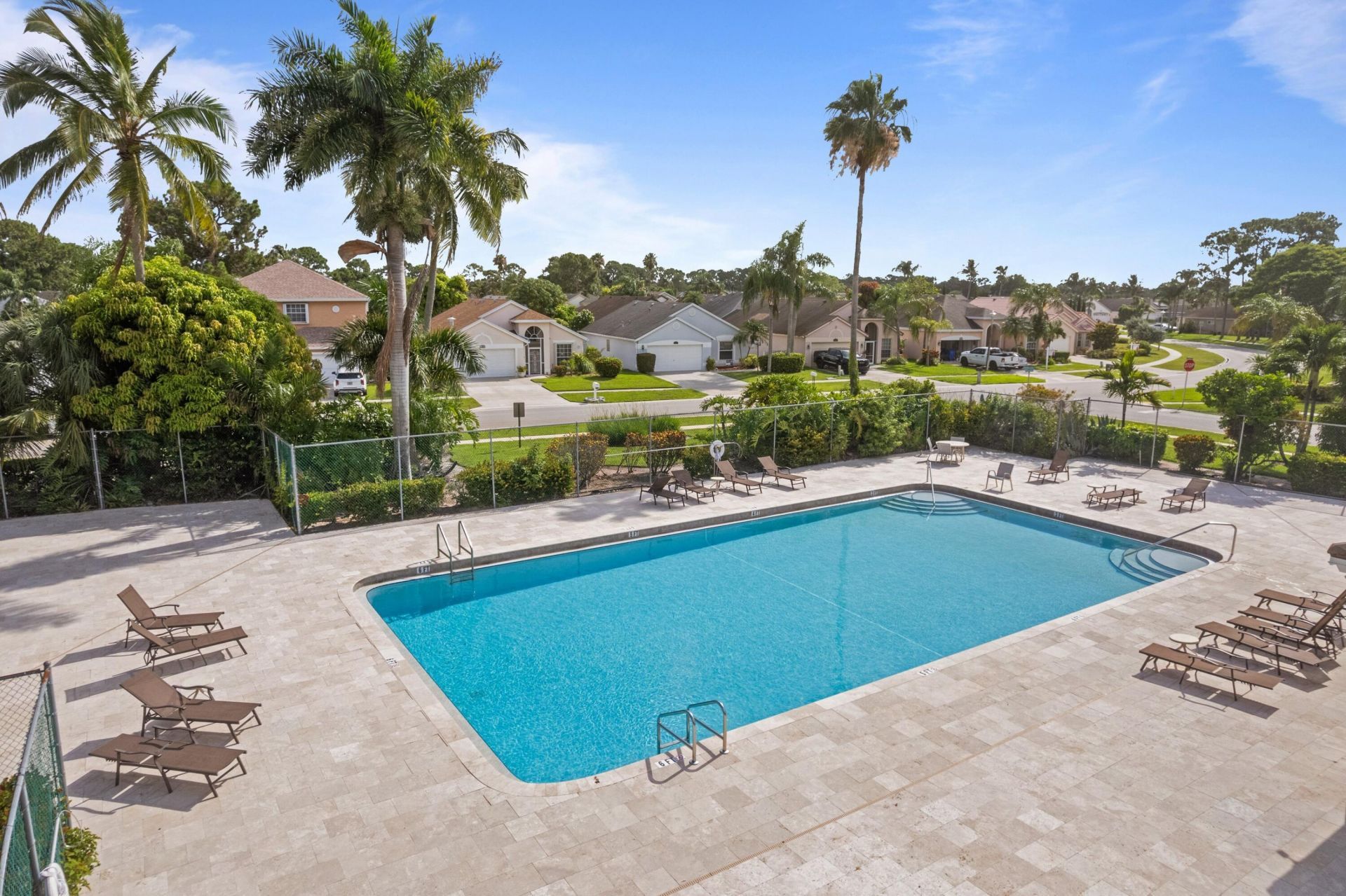 182 Saratoga Boulevard E, Royal Palm Beach, FL 33411 Photo