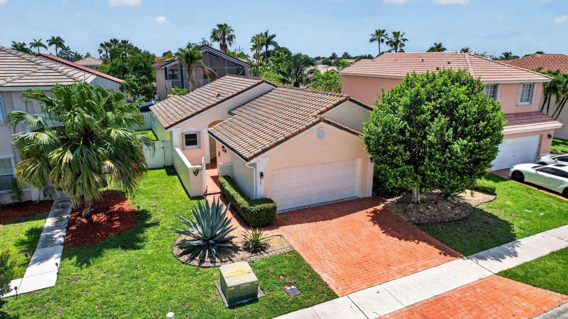 Please Call For Address, Pembroke Pines, FL 33029 Photo