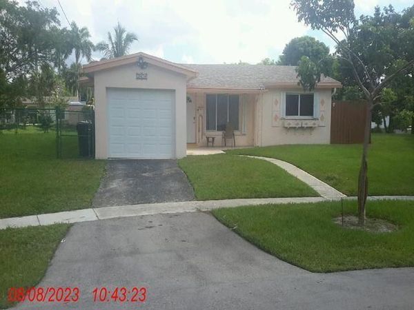 3801 NW 36th Street, Lauderdale Lakes, FL 33309