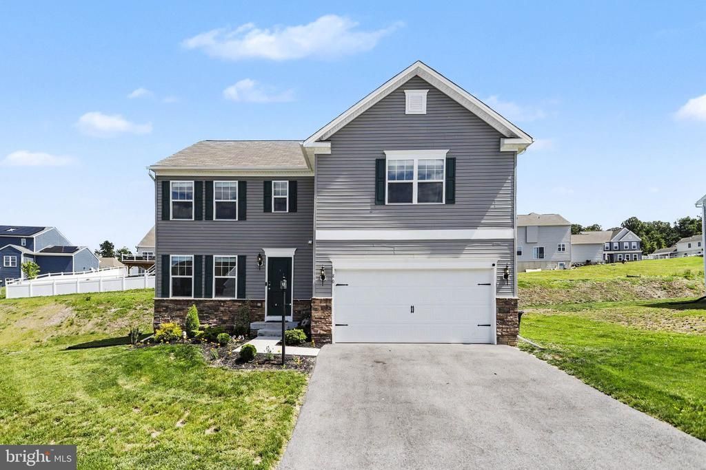 80 MADISON DRIVE, YORK HAVEN, PA 17370