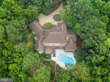 2412 PATES CRK , WILLIAMSBURG, VA 23185