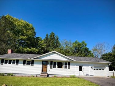 8 Flynn Street, Walton, NY 13856