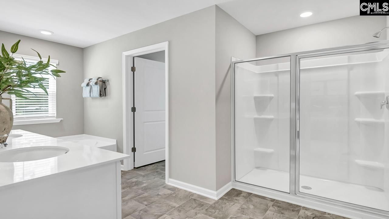 406 Leathertree Lane  Photo 30