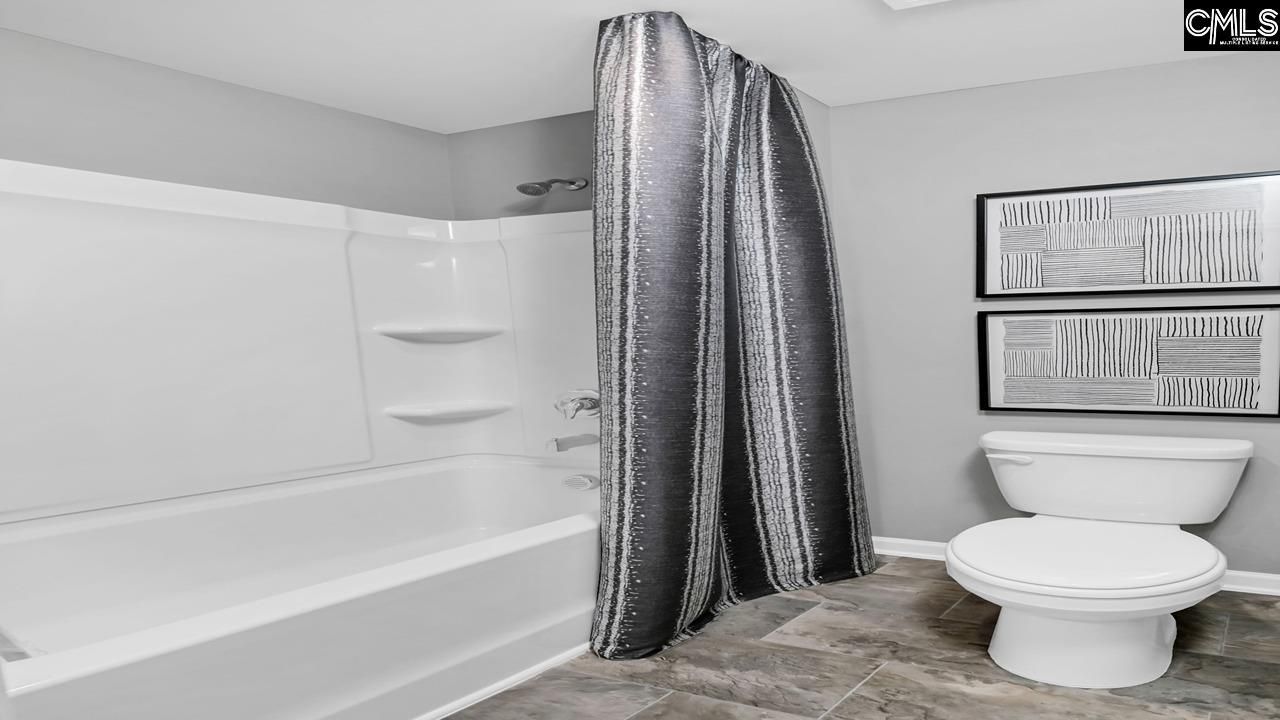 406 Leathertree Lane  Photo 39